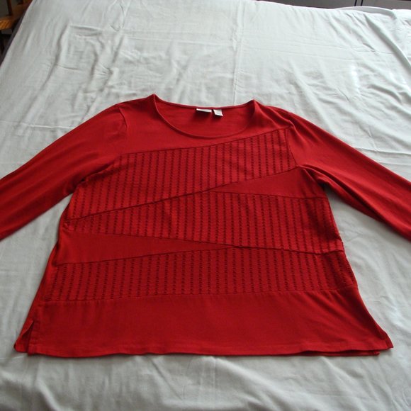 WEEKENDS by CHICO's Red 3/4 Sleeve LACE EYELET Embellished Knit Top TEE Sz 3 - Picture 2 of 6